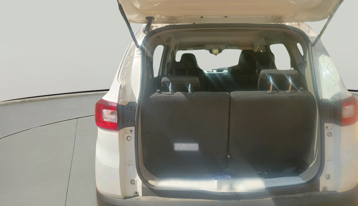 2024 Renault TRIBER RXZ AMT, Petrol, Automatic, 4,863 km, exterior