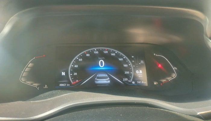 2024 Renault TRIBER RXZ AMT, Petrol, Automatic, 4,863 km, interior