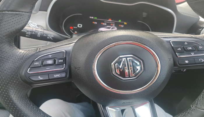 2022 MG ASTOR SHARP EX 1.5 MT, Petrol, Manual, 30,076 km, interior