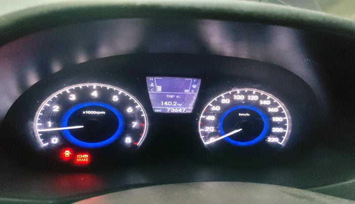 2011 Hyundai Verna FLUIDIC 1.6 VTVT SX, Petrol, Manual, 73,647 km, interior