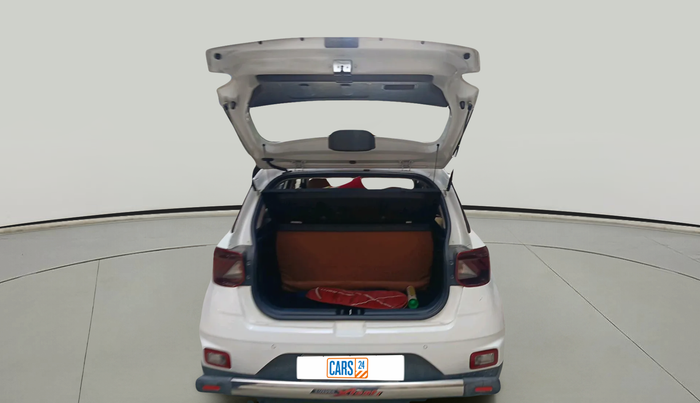 2020 Hyundai VENUE S+ 1.2, Petrol, Manual, 66,210 km, exterior