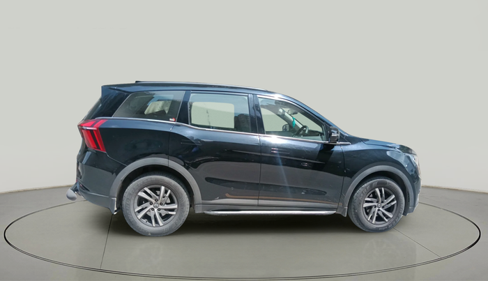 2024 Mahindra XUV700 AX 5 P MT 7 STR, Petrol, Manual, 1,70,000 km, exterior