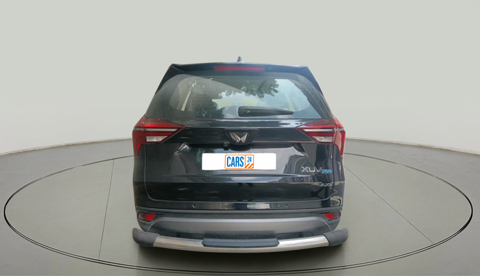 2024 Mahindra XUV700 AX 5 P MT 7 STR, Petrol, Manual, 1,70,000 km, exterior