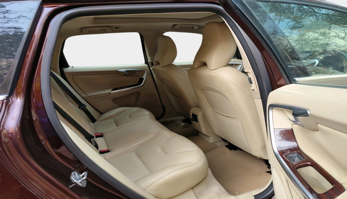 2015 Volvo XC 60 D5 SUMMUM, Diesel, Automatic, 1,20,719 km, interior