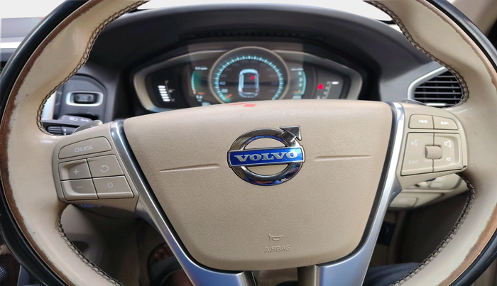 2015 Volvo XC 60 D5 SUMMUM, Diesel, Automatic, 1,20,719 km, interior