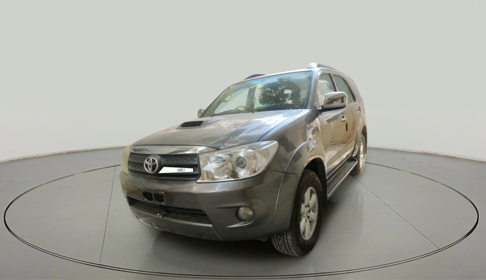 2010 Toyota Fortuner 3.0 4X4 MT, Diesel, Manual, 2,28,330 km, exterior