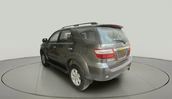 2010 Toyota Fortuner 3.0 4X4 MT, Diesel, Manual, 2,28,330 km, exterior