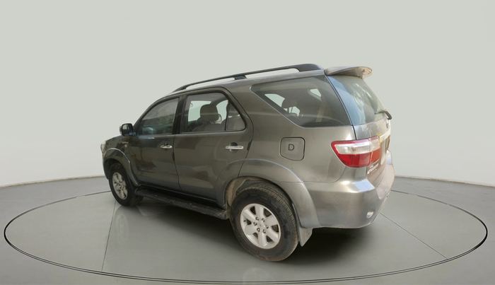 2010 Toyota Fortuner 3.0 4X4 MT, Diesel, Manual, 2,28,330 km, exterior