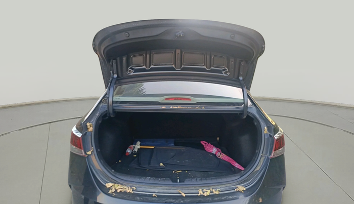 2022 Hyundai Verna SX 1.5 VTVT, Petrol, Manual, 39,119 km, exterior