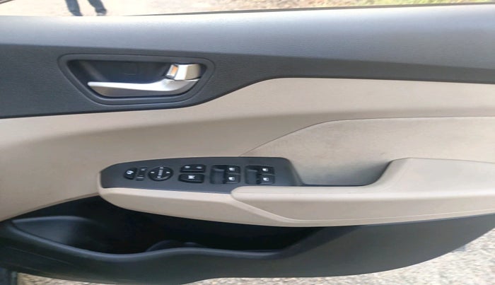 2022 Hyundai Verna SX 1.5 VTVT, Petrol, Manual, 39,119 km, interior