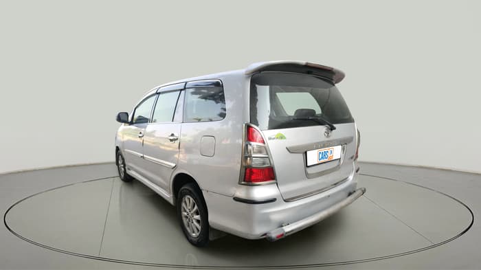 2013 Toyota Innova 2.5 VX 8 STR, Diesel, Manual, 6,19,606 km, exterior
