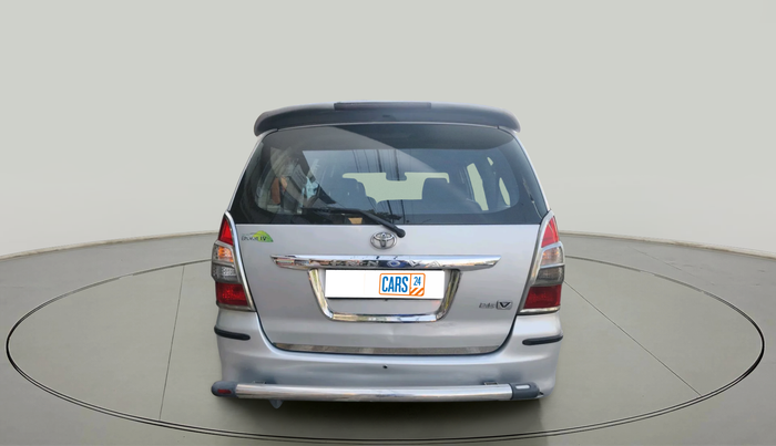 2013 Toyota Innova 2.5 VX 8 STR, Diesel, Manual, 6,19,606 km, exterior