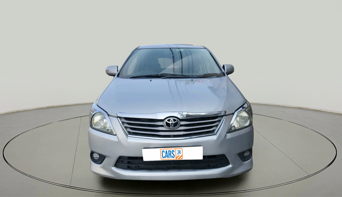 2013 Toyota Innova 2.5 VX 8 STR, Diesel, Manual, 6,19,606 km, exterior