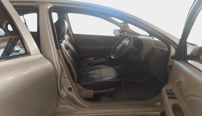 2012 Nissan Micra XV DIESEL, Diesel, Manual, 1,31,407 km, interior