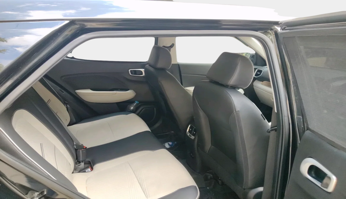 2024 Hyundai VENUE SX (O) MT 1.0 Turbo, Petrol, Manual, 13,146 km, interior