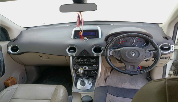2012 Renault Koleos 4x4 AT, Diesel, Automatic, 1,98,452 km, interior