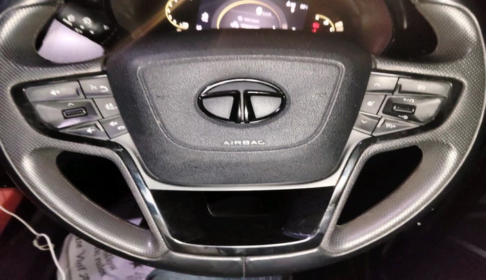 2023 Tata Safari XZA PLUS O RED DARK 6 STR, Diesel, Automatic, 61,373 km, interior