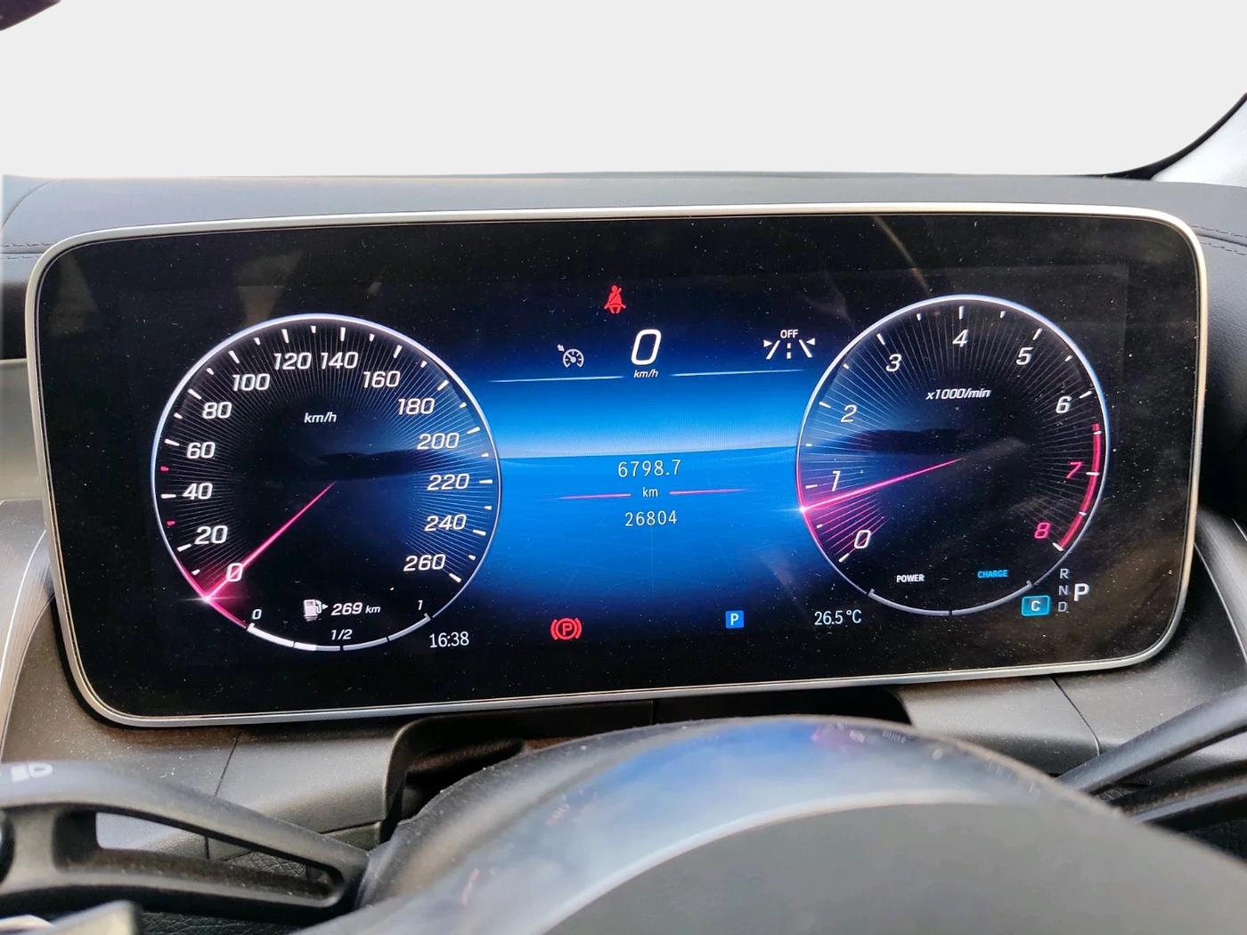 2023 Mercedes Benz GLC CLASS 300 4MATIC, Petrol, Automatic, 26,804 km, interior
