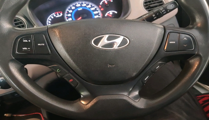 2015 Hyundai Grand i10 SPORTZ 1.2 KAPPA VTVT, Petrol, Manual, 90,311 km, interior