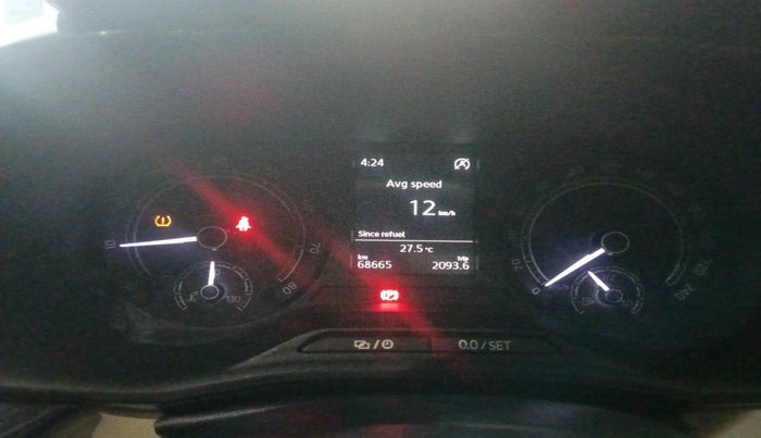 2022 Skoda SLAVIA STYLE 1.0L TSI MT, Petrol, Manual, 68,665 km, interior