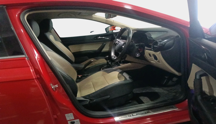 2022 Skoda SLAVIA STYLE 1.0L TSI MT, Petrol, Manual, 68,665 km, interior