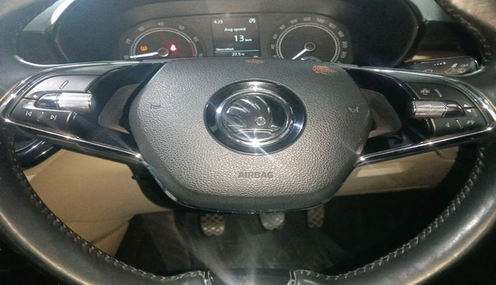 2022 Skoda SLAVIA STYLE 1.0L TSI MT, Petrol, Manual, 68,665 km, interior