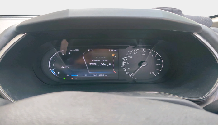 2019 Tata Harrier XZ 2.0L, Diesel, Manual, 1,06,818 km, interior