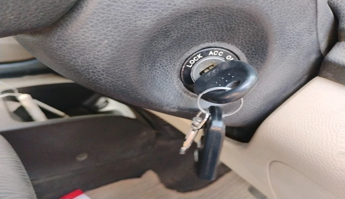 2012 Hyundai Eon MAGNA + LPG, Petrol, Manual, 78,971 km, interior