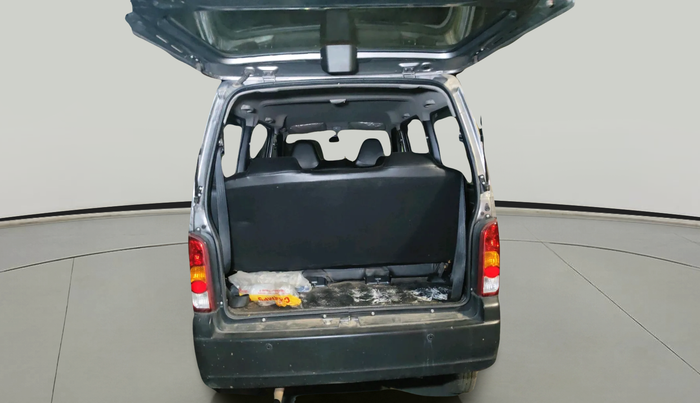 2020 Maruti Eeco 7 STR, Petrol, Manual, 26,369 km, exterior