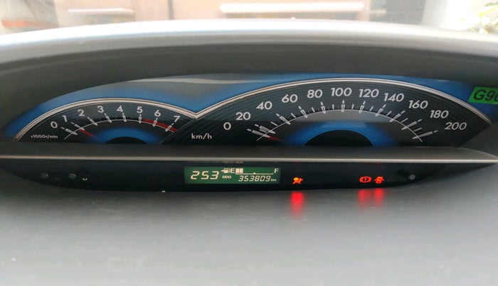 2015 Toyota Etios GD, Diesel, Manual, 3,53,809 km, interior