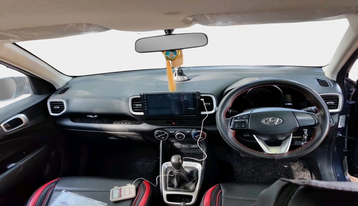 2022 Hyundai VENUE S 1.2, Petrol, Manual, 21,598 km, interior