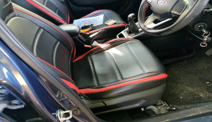 2022 Hyundai VENUE S 1.2, Petrol, Manual, 21,598 km, interior