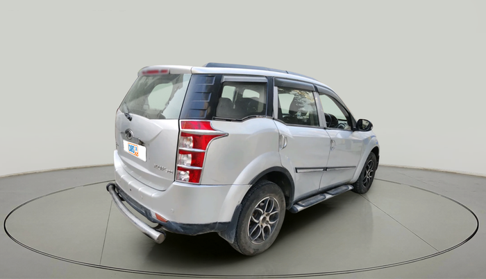 2014 Mahindra XUV500 W4, Diesel, Manual, 1,41,215 km, exterior