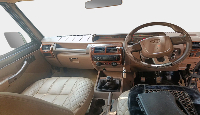 2014 Mahindra Bolero ZLX BS IV, Diesel, Manual, 1,19,217 km, interior