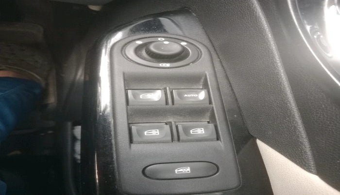 2017 Renault Captur RXT DIESEL, Diesel, Manual, 56,107 km, interior