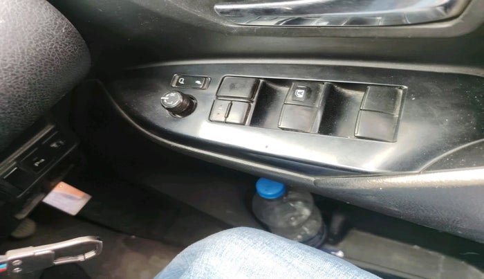 2018 Toyota Innova Crysta 2.8 GX AT 8 STR, Diesel, Automatic, 1,90,379 km, interior