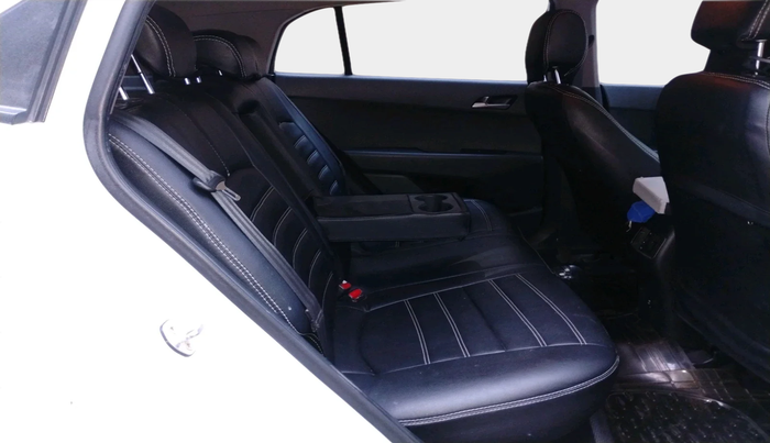 2015 Hyundai Creta SX PLUS AT 1.6 DIESEL, Diesel, Automatic, 1,97,610 km, interior