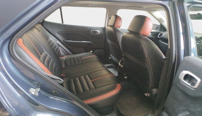 2019 Hyundai VENUE SX 1.4 CRDI, Diesel, Manual, 54,213 km, interior