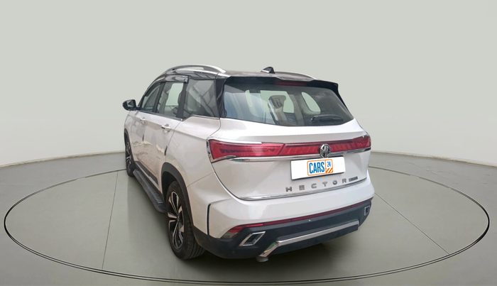 2023 MG HECTOR PLUS SHARP PRO 2.0 TURBO DIESEL 7 STR, Diesel, Manual, 13,428 km, exterior