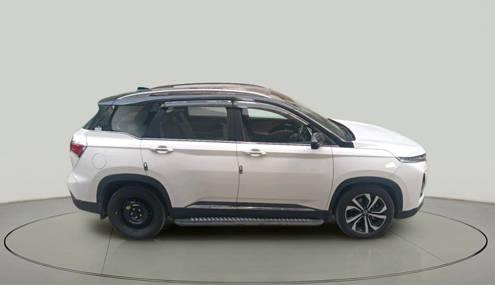 2023 MG HECTOR PLUS SHARP PRO 2.0 TURBO DIESEL 7 STR, Diesel, Manual, 13,428 km, exterior