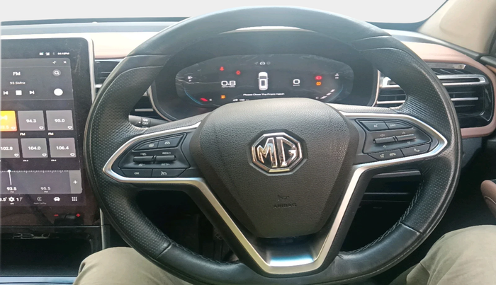 2023 MG HECTOR PLUS SHARP PRO 2.0 TURBO DIESEL 7 STR, Diesel, Manual, 13,428 km, interior