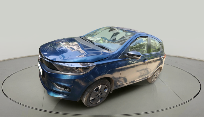 2025 Tata TIAGO EV XZ PLUS TECH LUX LONG RANGE FAST CHARGER, Electric, Automatic, 21,972 km, exterior