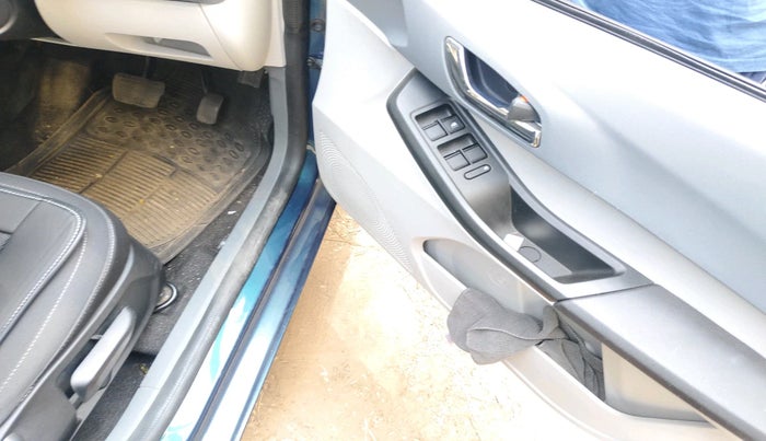 2025 Tata TIAGO EV XZ PLUS TECH LUX LONG RANGE FAST CHARGER, Electric, Automatic, 21,972 km, interior