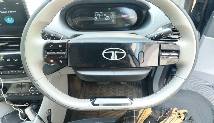 2025 Tata TIAGO EV XZ PLUS TECH LUX LONG RANGE FAST CHARGER, Electric, Automatic, 21,972 km, interior