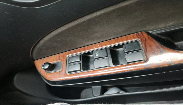 2013 Maruti Swift VDI, Diesel, Manual, 1,20,003 km, interior