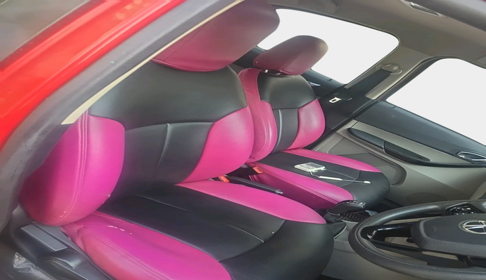 2019 Tata Tiago XZ PETROL, Petrol, Manual, 1,16,801 km, interior