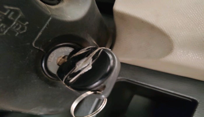 2014 Maruti Wagon R 1.0 VXI, Petrol, Manual, 80,356 km, interior