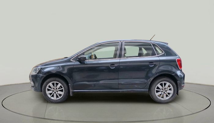 2016 Volkswagen Polo HIGHLINE1.2L, Petrol, Manual, 1,58,753 km, exterior