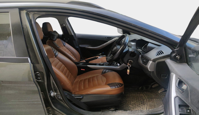 2020 Tata NEXON XM SUNROOF DIESEL, Diesel, Manual, 1,34,580 km, interior
