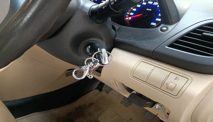 2012 Hyundai Verna FLUIDIC 1.4 VTVT, Petrol, Manual, 52,013 km, interior